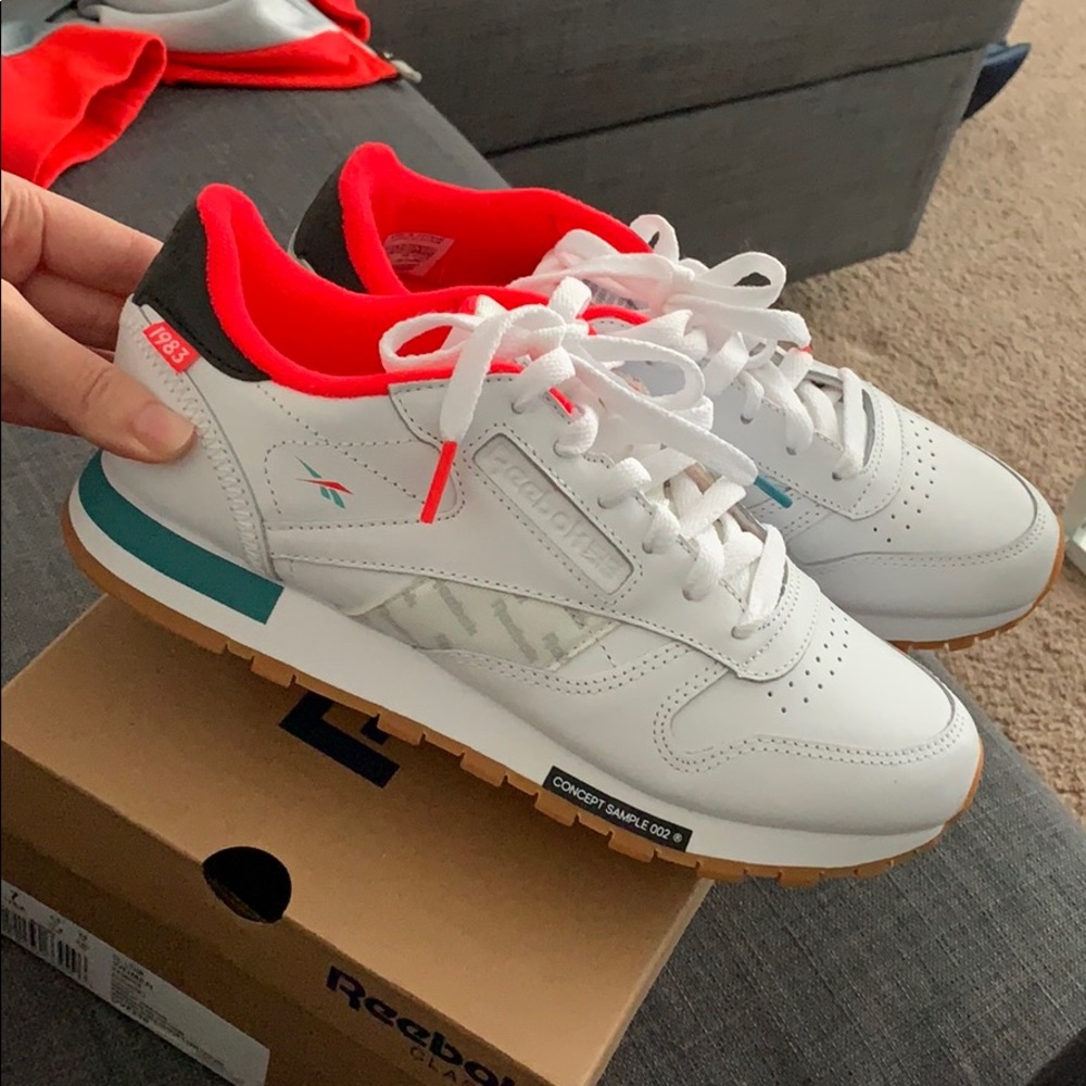 Reebok classic leather sneakers